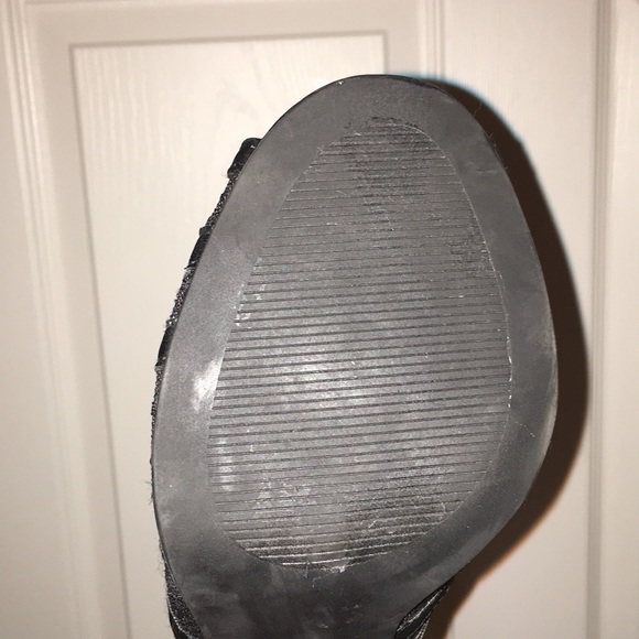 Black Bootie - Picture 4 of 5